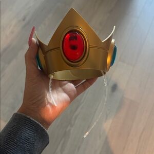 Princess peach crown
